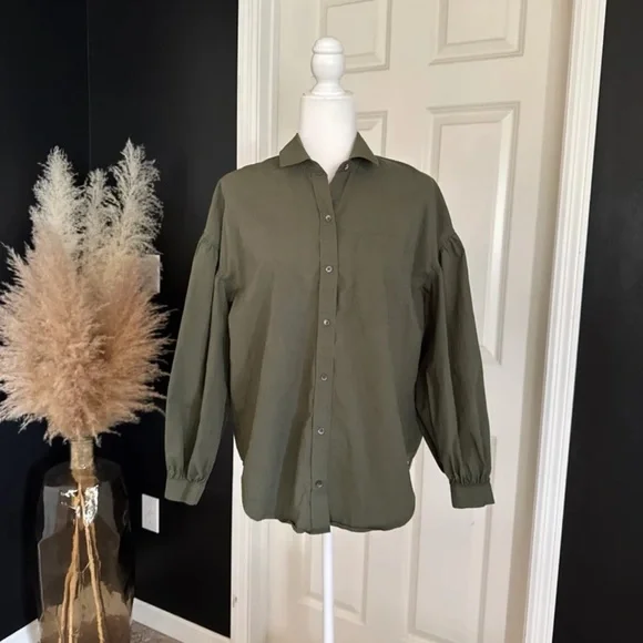 Rails Janae Shirt in Olive Smoke Green 
size Small - Picture 4 of 12